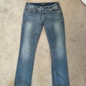 Comfortable, light wash jeans